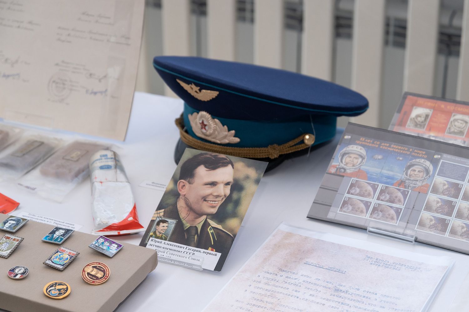 Экспозиции, посвященные истории Тирасполя и Дню космонавтики, в выставочной аудитории Екатерининского парка. Фото: пресс-служба Президента ПМР