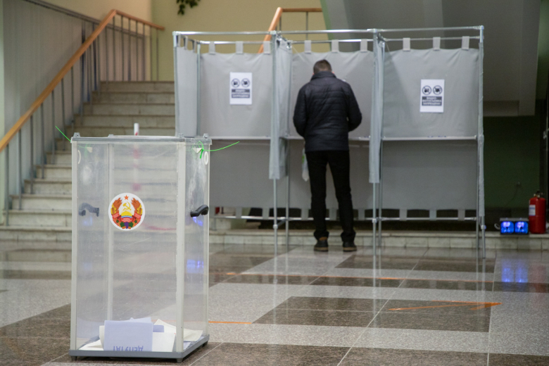 Выборы проходят в условиях пандемии COVID-19